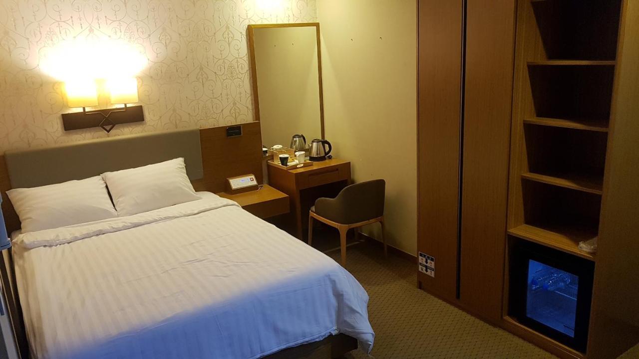 Mohenic Hotel Seoul Myeongdong Ngoại thất bức ảnh